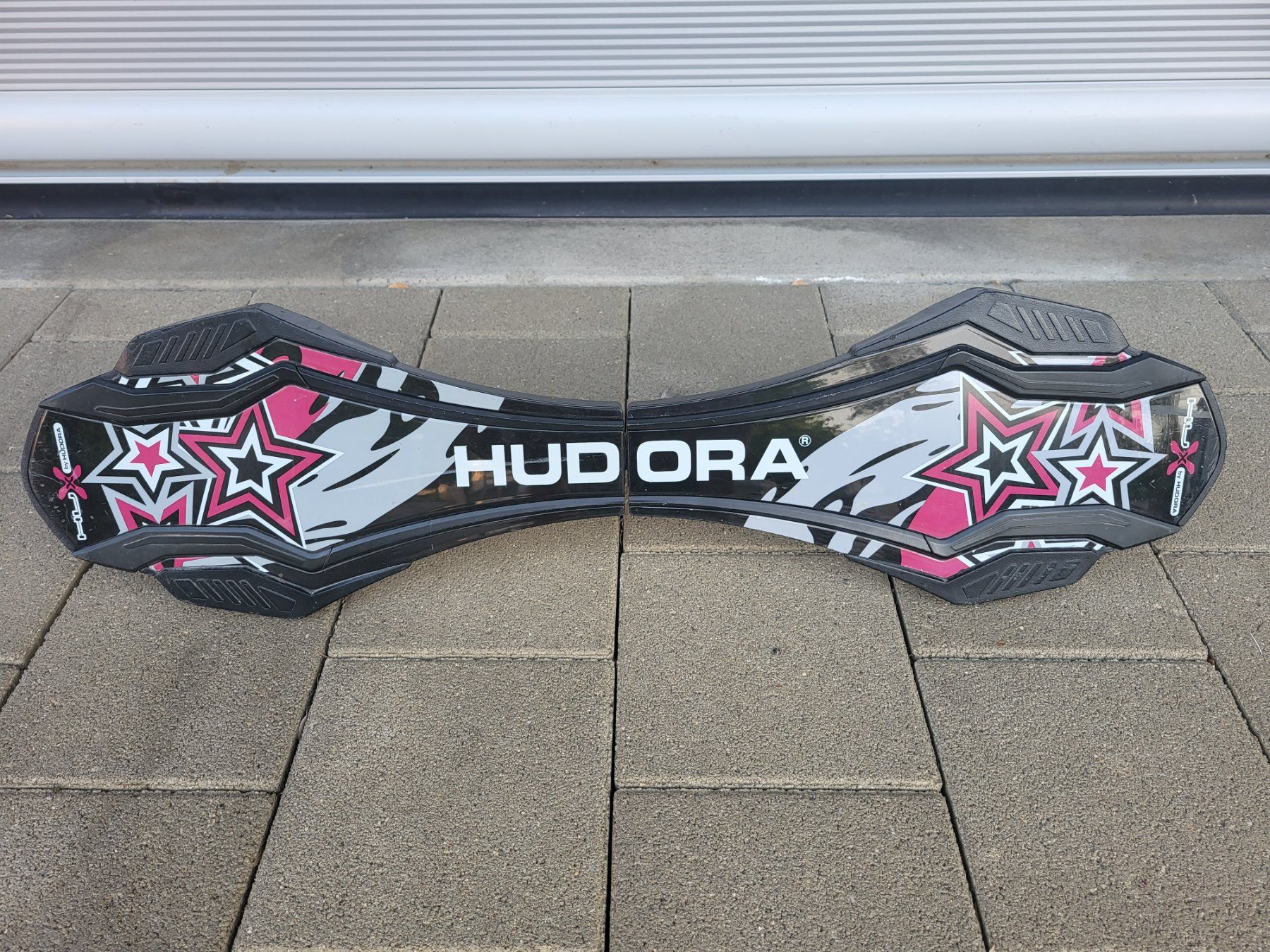 Hudora Skateboards: Waveboard Hudora mit blinkenden Rädern, schwarz/pink – D'occasion à Rünenberg par Bille77 1