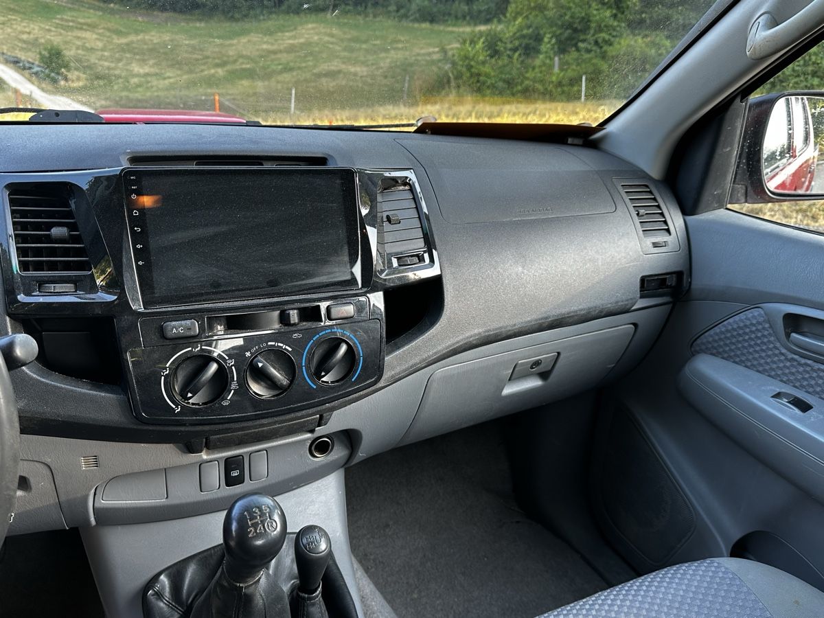 Toyota Nutzfahrzeuge: Toyota Hilux 2.5 D4D – Gebraucht aus Pfeffingen von Buuri05 6