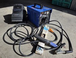 Elektrodenschweissgerät mit Schweissmaske