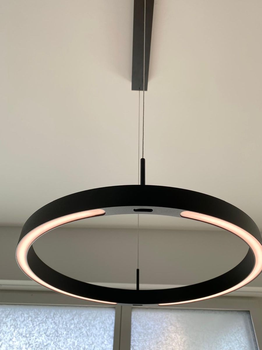 Kronleuchter & Deckenlampen: Schwarze LED-Pendellampe "Float" - Modernes Design – Neu (gemäss Beschreibung) aus Obernau von SIGGEW 6
