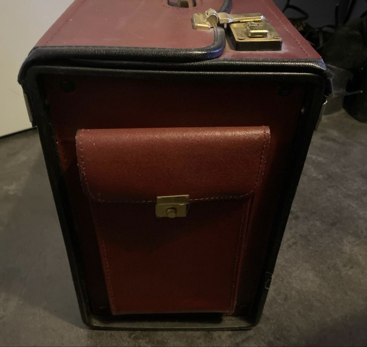 Valigie & Borse: Burgunder Leder Aktentasche – Nuovo (secondo la descrizione) da Bargen BE venduto da cer_n78c 2