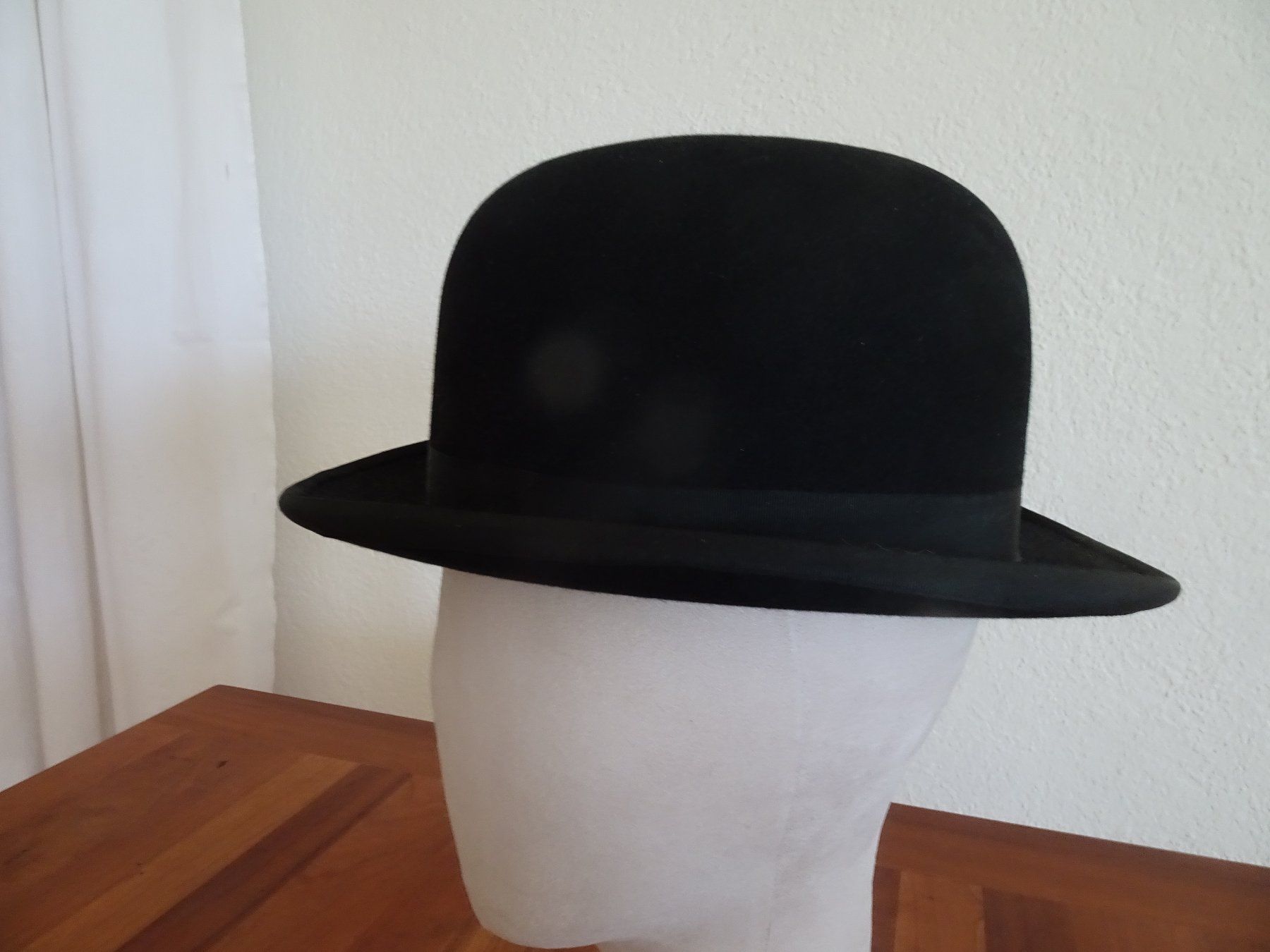Hüte, Mützen & Caps: Bowler schwarz – Gebraucht aus männedorf von purzelchen 1