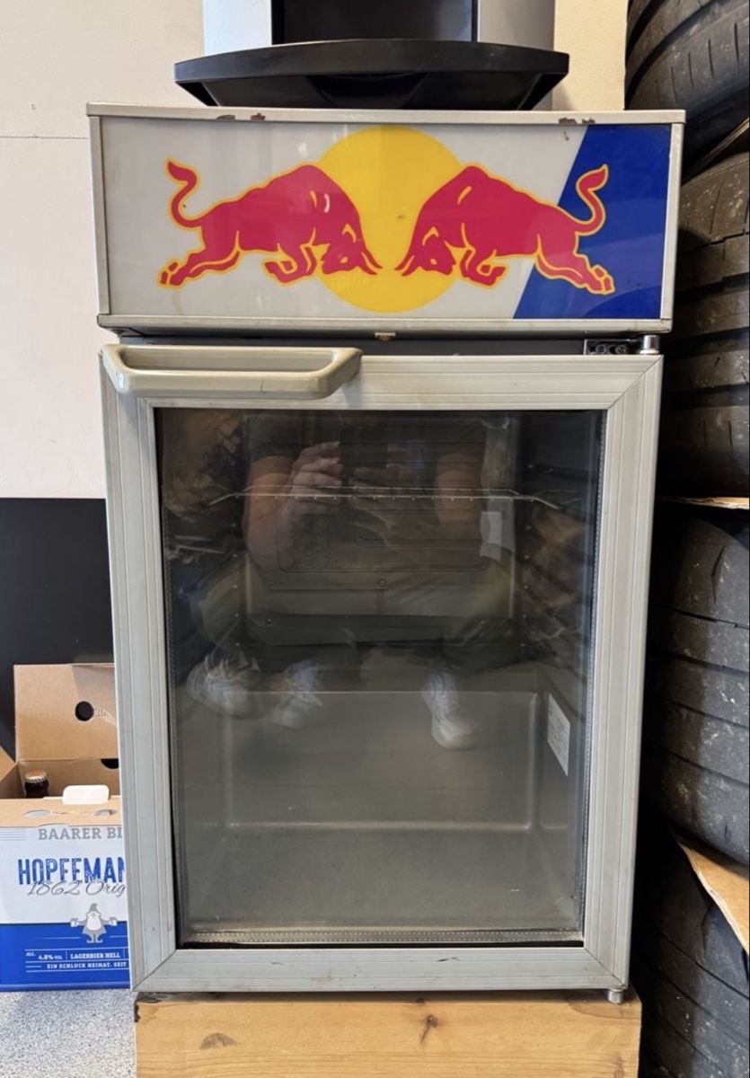 Frigoriferi: Red bull fridge – Usato da Zollikon venduto da ian_dl9b 1