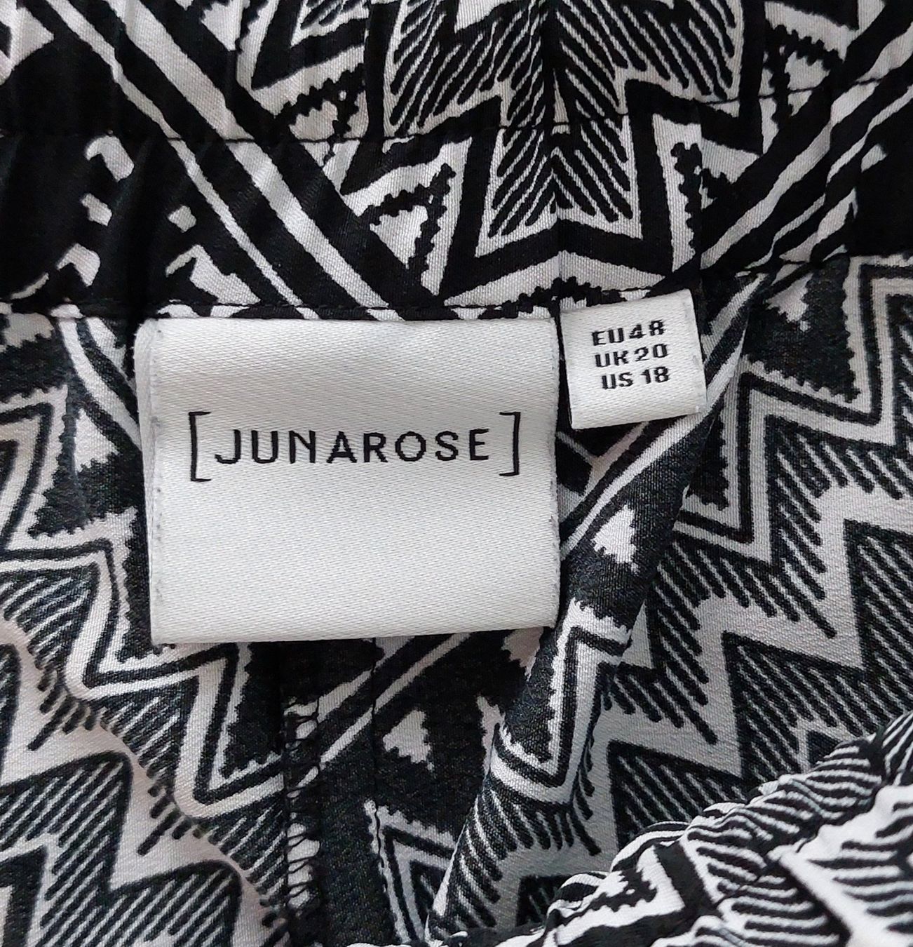 Hosen: Junarose Sommerhose, Gr. 48, schwarz-weiss gemustert – Neu (gemäss Beschreibung) aus Schaffhausen von Sazu8 1
