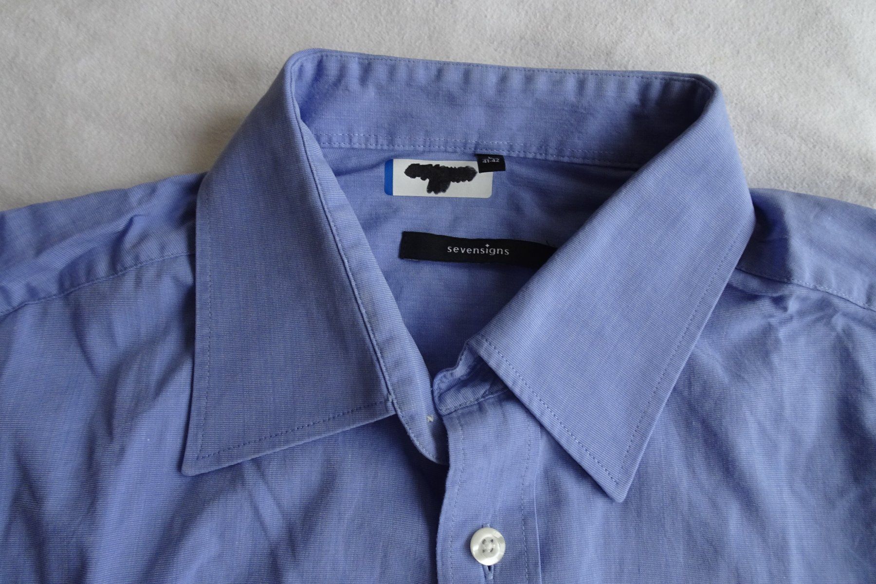 Chemises: Herren Hemd hellblau Gr. 41-42 – D'occasion à Strengelbach par schmetterling20 1
