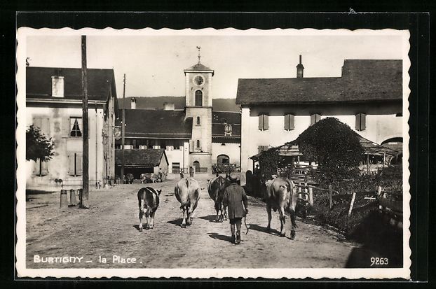 Cartoline postali: AK Burtigny, La Place – Usato da Berlin venduto da bartko-reher