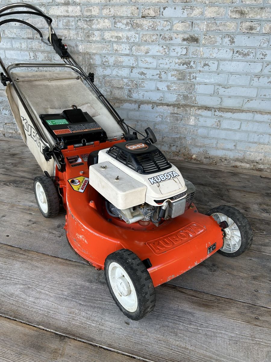 Kubota Tagliaerba: Kubota Rasenmäher mit Radantrieb – Usato da Schenkon venduto da Paedy5 2