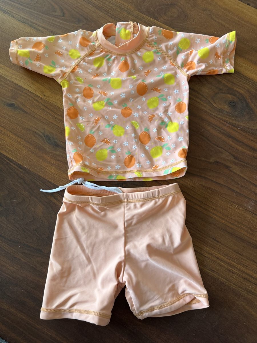 Costumi da bagno: Uv suit – Usato da Wetzikon venduto da Emmirantatalo