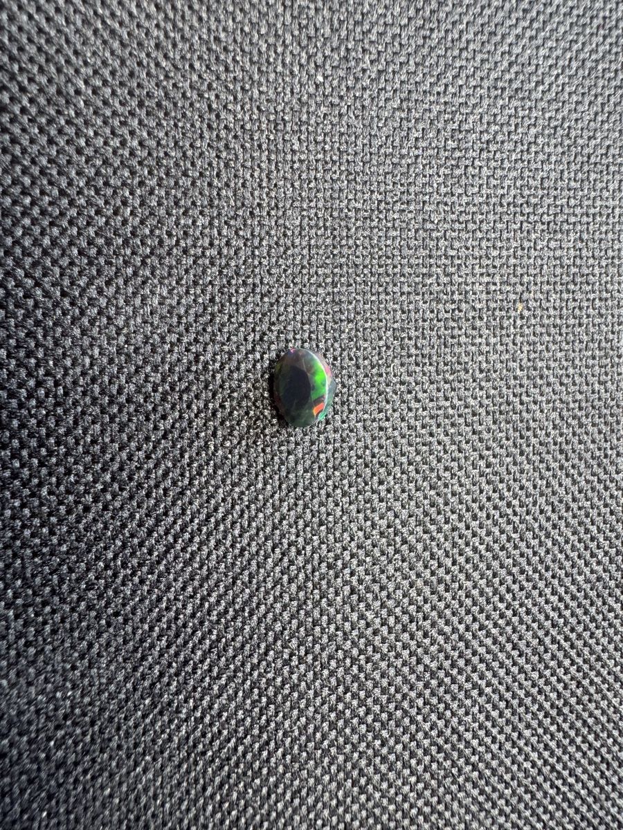 Edelsteine: Black Opal 0.85 ct – Neu und originalverpackt aus Wängi von Horus90 1