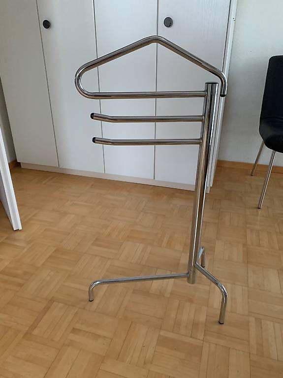 Guardaroba: Herrendiener – Usato da Adligenswil venduto da Levendeur95 1
