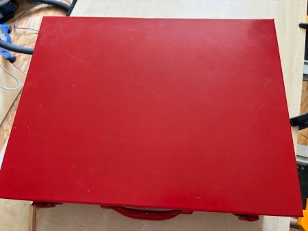 Feuerfester Akku Koffer rot Metall mit 3 Fächern gebraucht