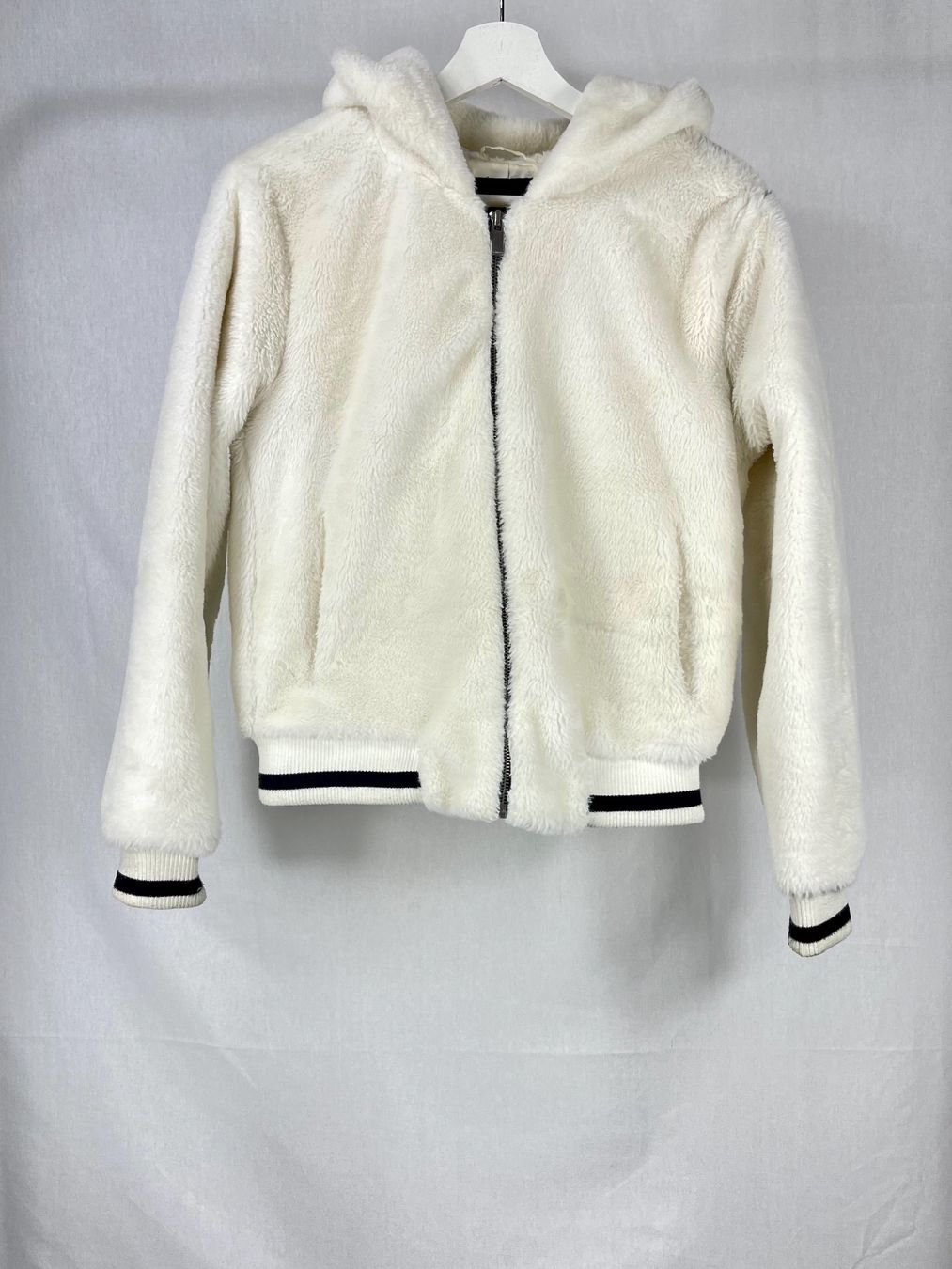 Giacche: Jacke - Plüschjacke – Nuovo (secondo la descrizione) da Romanshorn venduto da MAFLOMAS