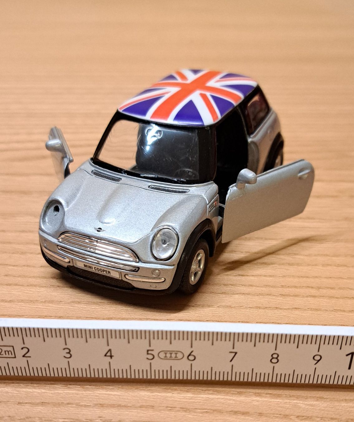 Cooper Modellini d'auto: Mini Cooper ( Welly ) – Usato da Dietlikon venduto da kosta.katoglou 2