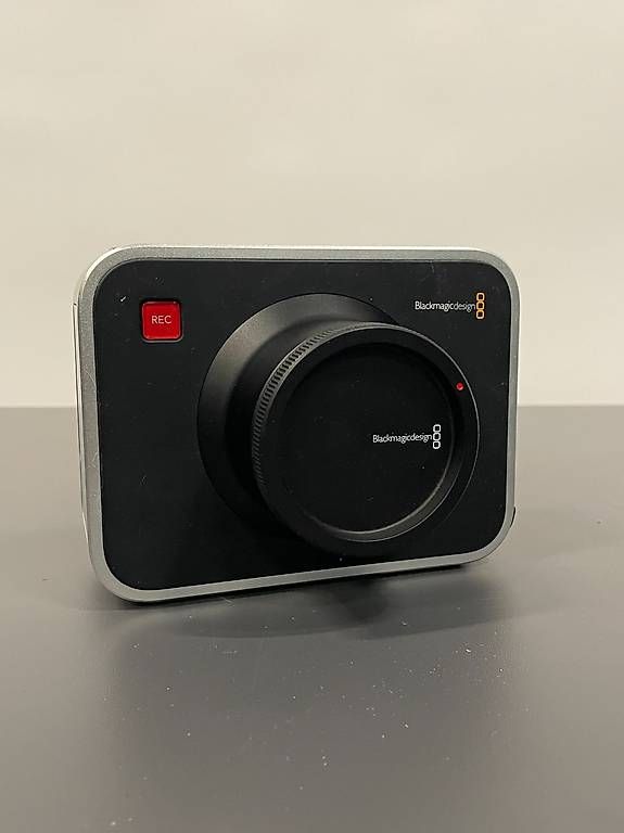 Blackmagic Videocamere: Blackmagic Cinema Camera 2.5k Top Zustand – Usato da Vaduz venduto da mar_5rks