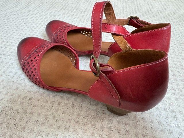 Damenschuhe: Damenschuhe – Gebraucht aus Zürich von verkaeuferin3000 4