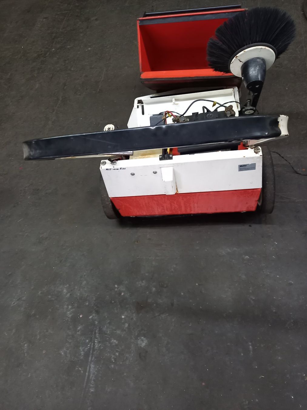 Hako Toutes les machines: Wischmaschine – Défectueux à Ziefen par alonso1234 4