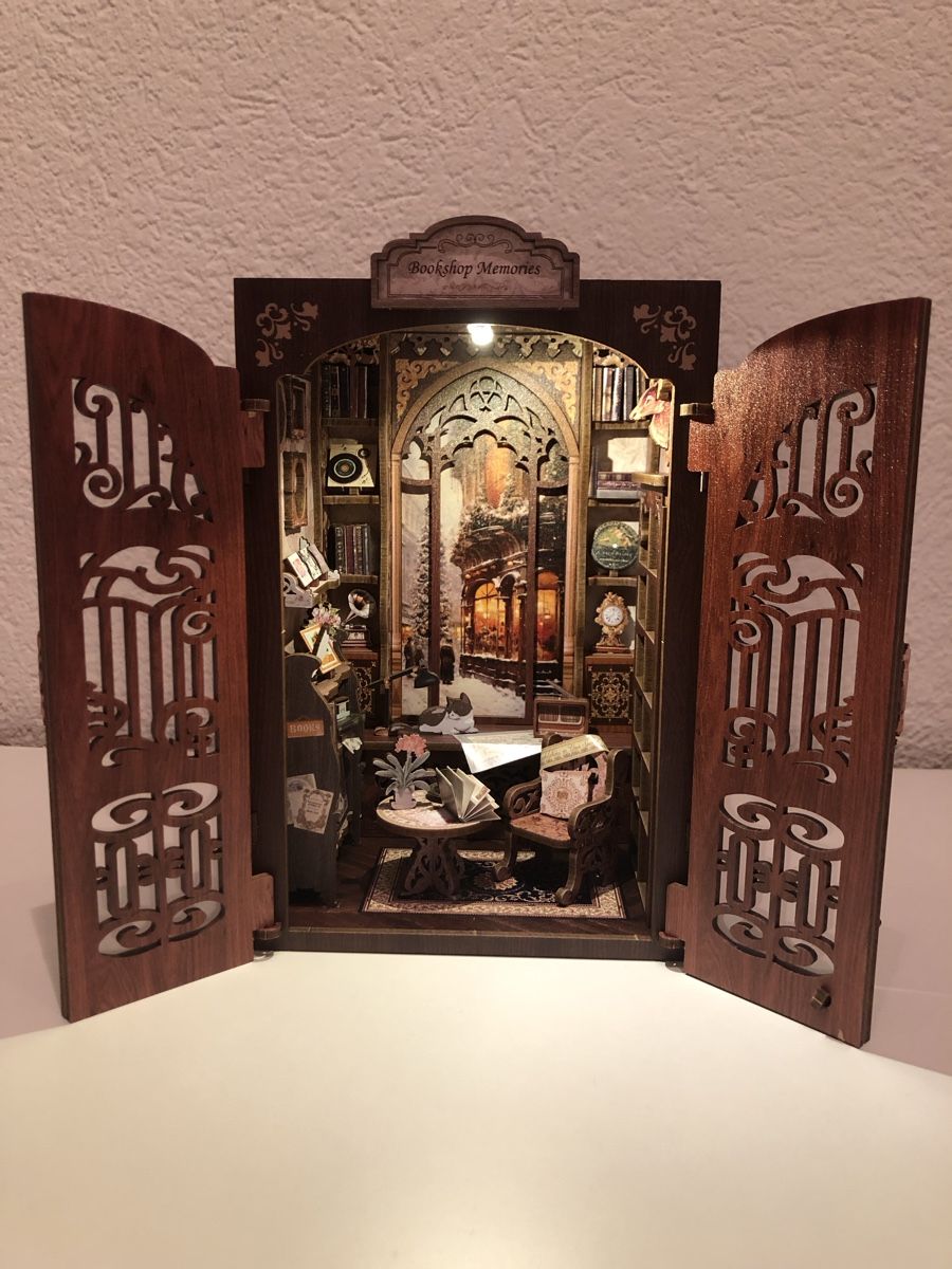 Tutte le decorazioni: Verborgene Bücherstube - Book Nook – Usato da Zollikofen venduto da DelNero 1