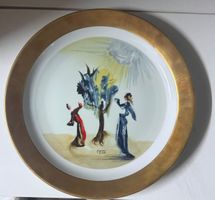 Assiette en porcelaine de Salvador Dalí en édition limitée,