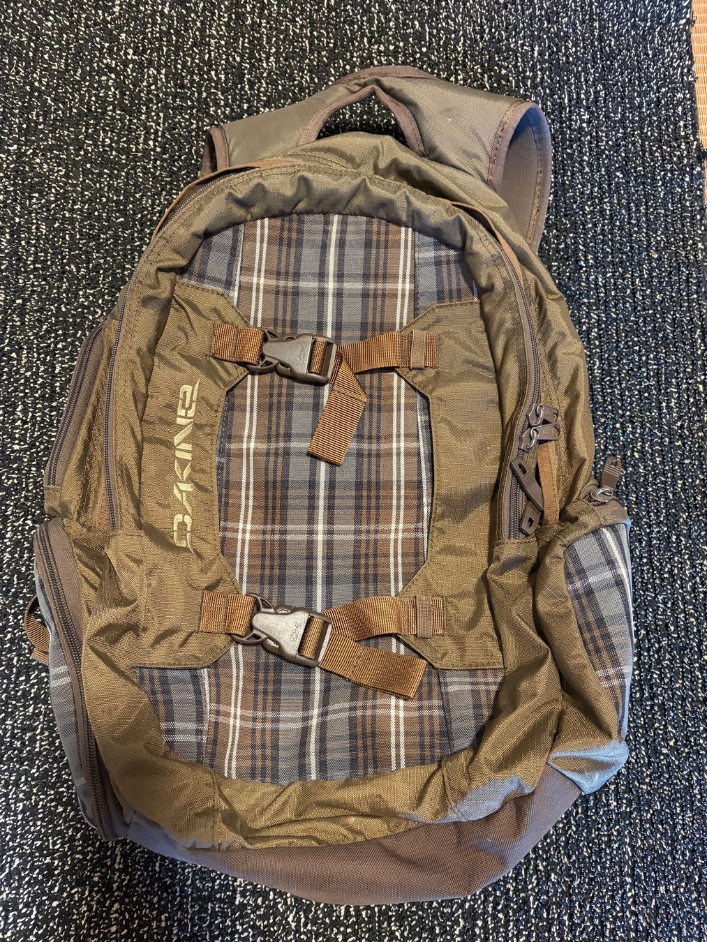 Dakine Zaini: Rucksack der Marke Dakine – Usato da Herisau venduto da spinn_chind
