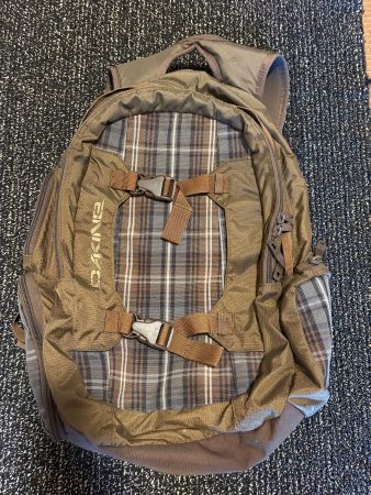 Rucksack der Marke Dakine