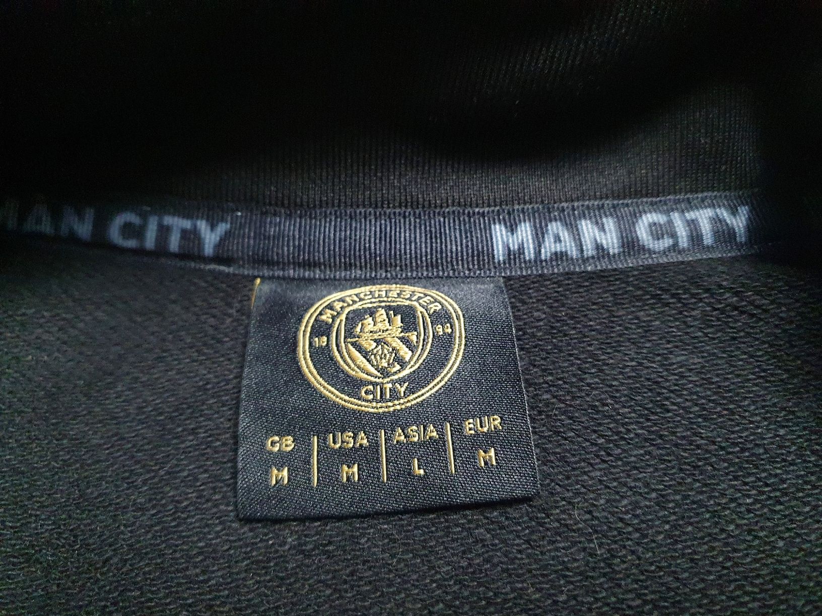 Giacche: Manchester City Legends Track Jacket Gr. M – Nuovo (secondo la descrizione) da St. Gallen venduto da CaliSunshine 5