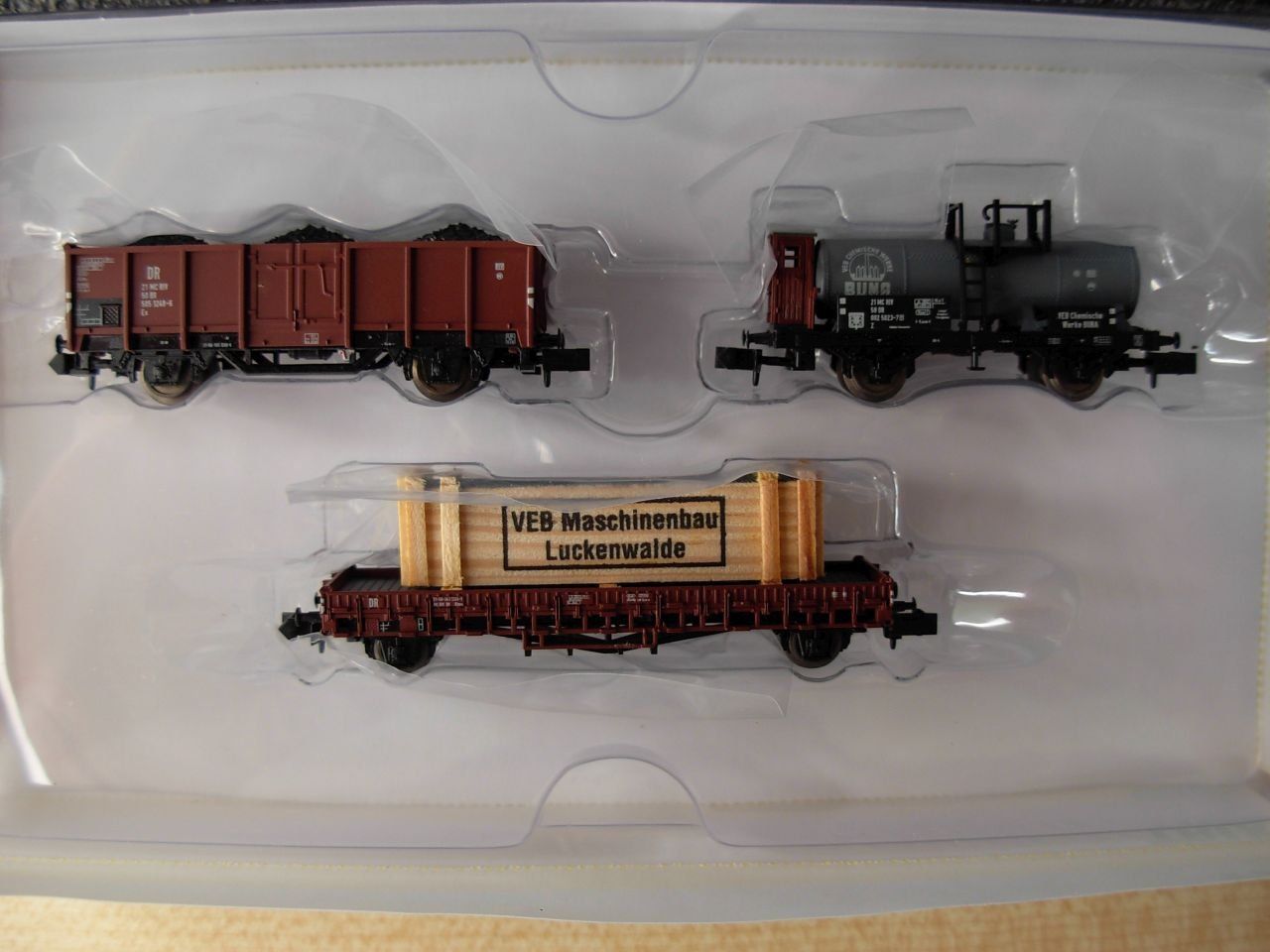 Trix Modellini di ferrovie: N: DR Güterwagen-Set "VEB" – Nuovo (secondo la descrizione) da Oberrieden venduto da Hobbyschiff