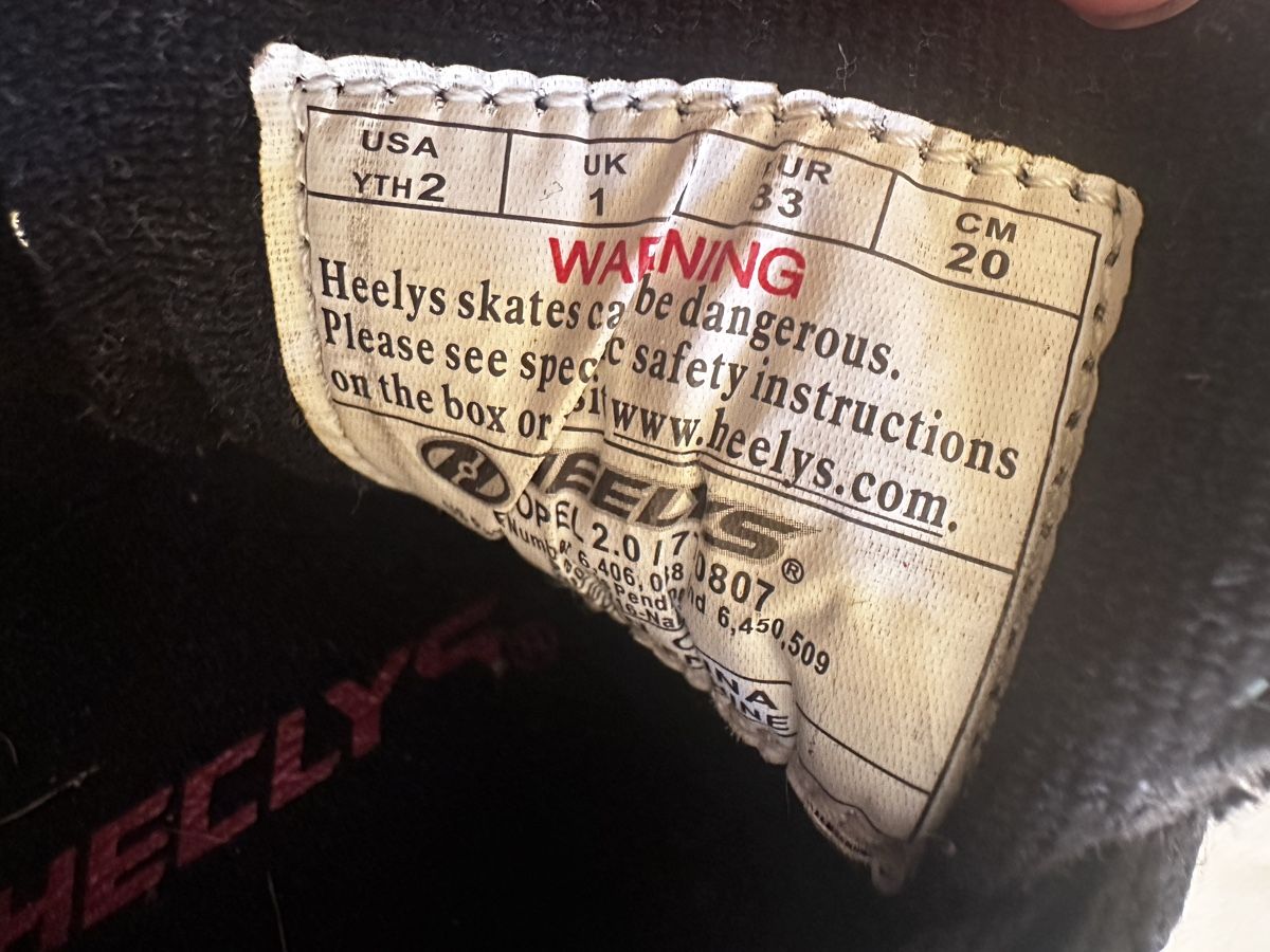 Pattini in linea & Pattini a rotelle: Heelys Schuhe mit Rollen gr 35 – Usato da Uster venduto da bek_v2ct 4