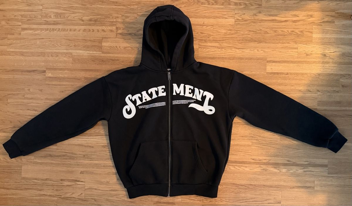 Maglioni & Felpe: Statement Zip-Hoodie, Schwarz, Grösse M – Usato da Meilen venduto da luana39