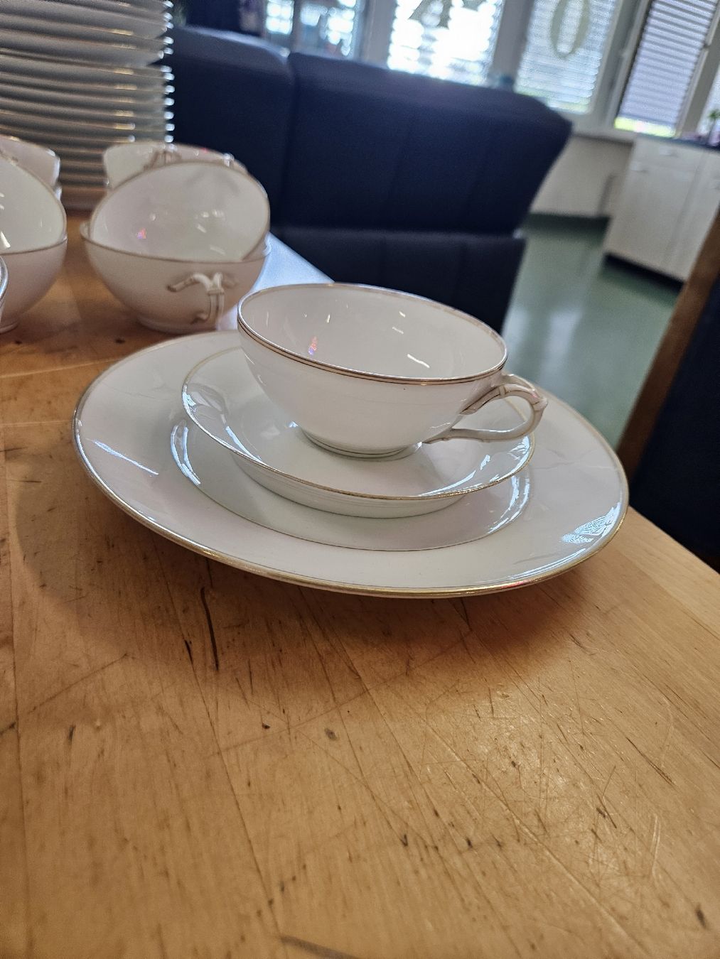 Services de table: Limoges Geschirrset J.P Decor – D'occasion à Pratteln par Cartonsducoeur_bl 1