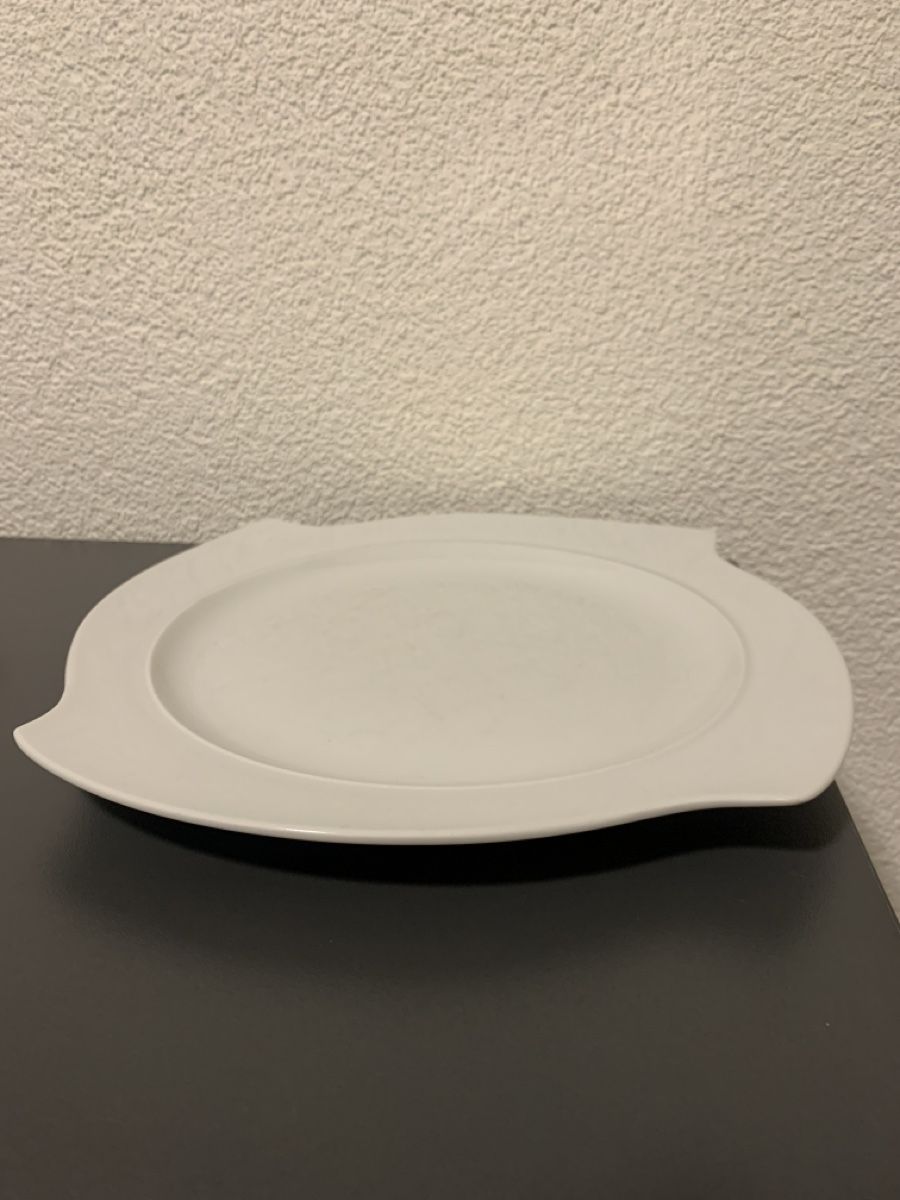 Set di piatti: Geschirrset weiss, neuwertig – Usato da Köniz venduto da blacksofa 2