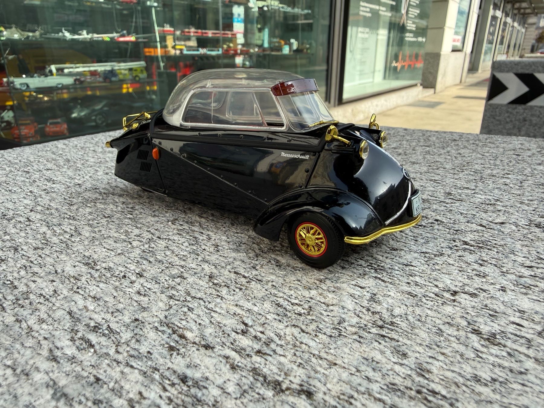 Revell Modellini d'auto: Revell Messerschmitt KR200 1:18 – Usato da Chiasso venduto da Carrara-Modellismo 1