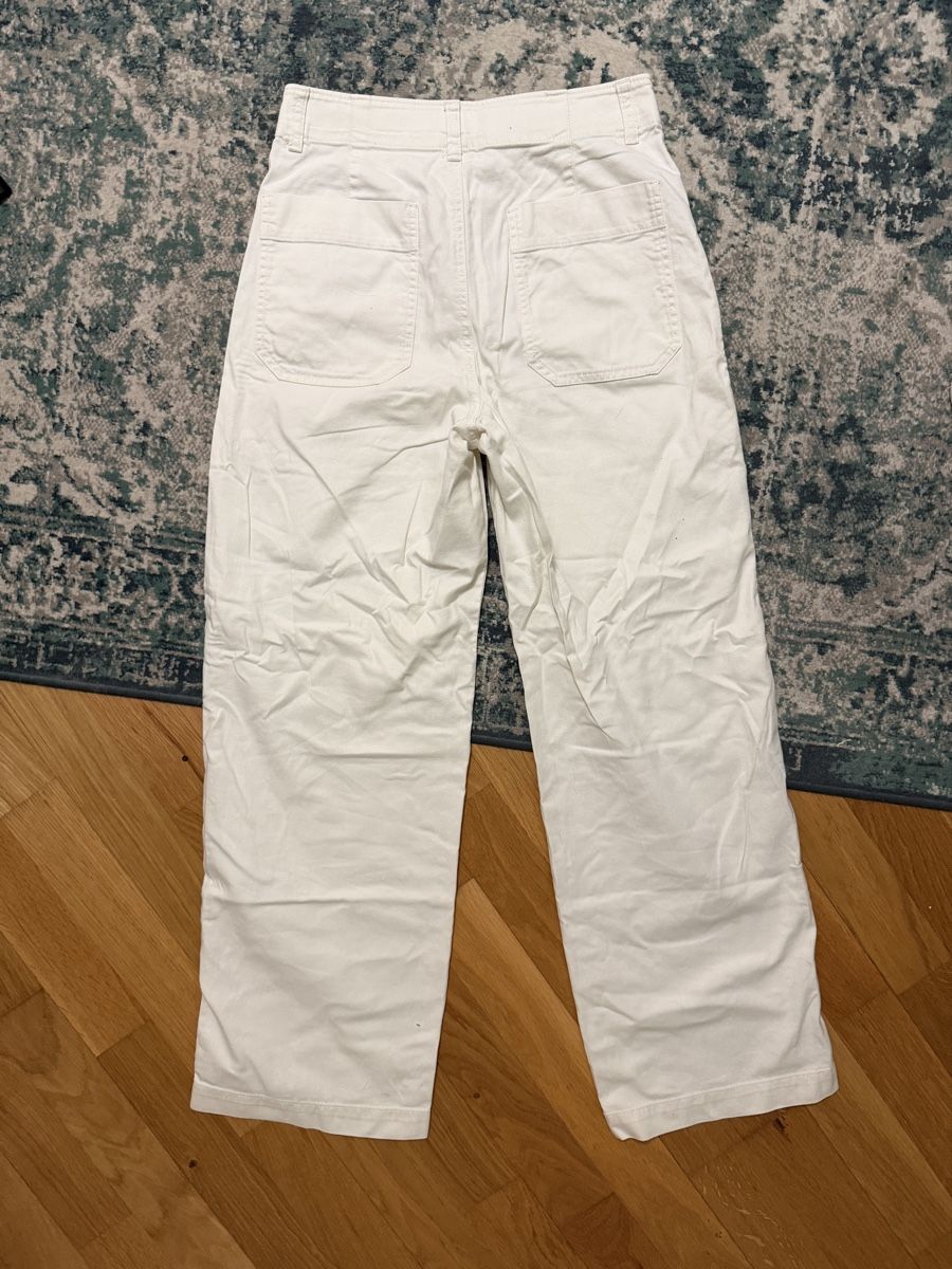 Uniqlo Pantalons: Pantalon UNIQLO Blanc Cassé  – D'occasion à Cortaillod par Glltn.leane 4