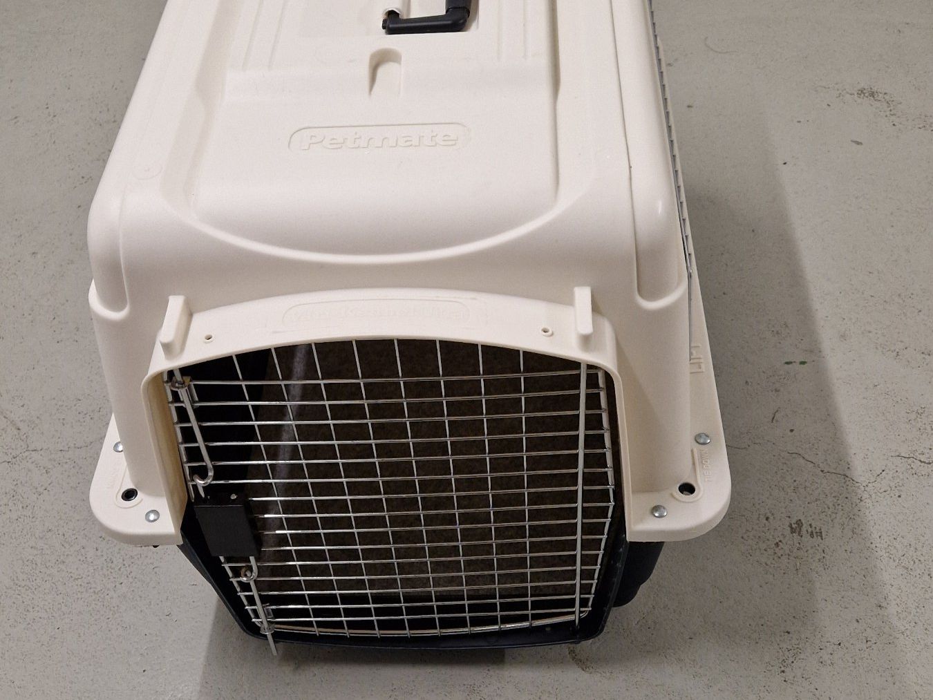 Hundebox Petmate Kunststoff für mittlere Hunde Kaufen auf Ricardo