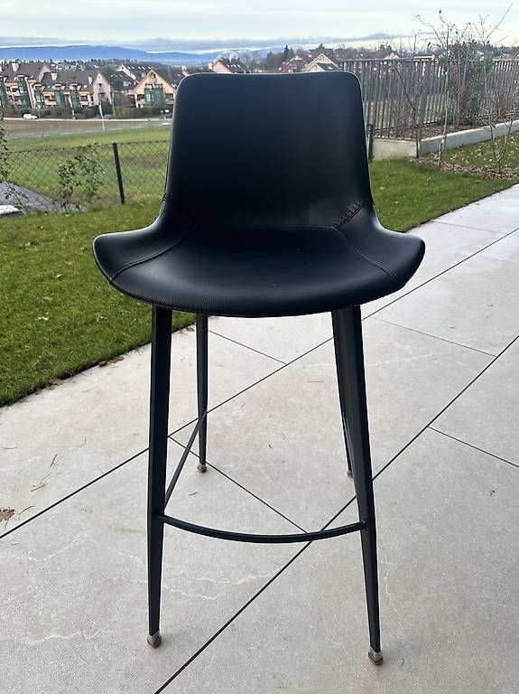 Hocker: Tabouret de bar Dan Form Hype – Gebraucht aus Ecublens VD von chupito_1 1