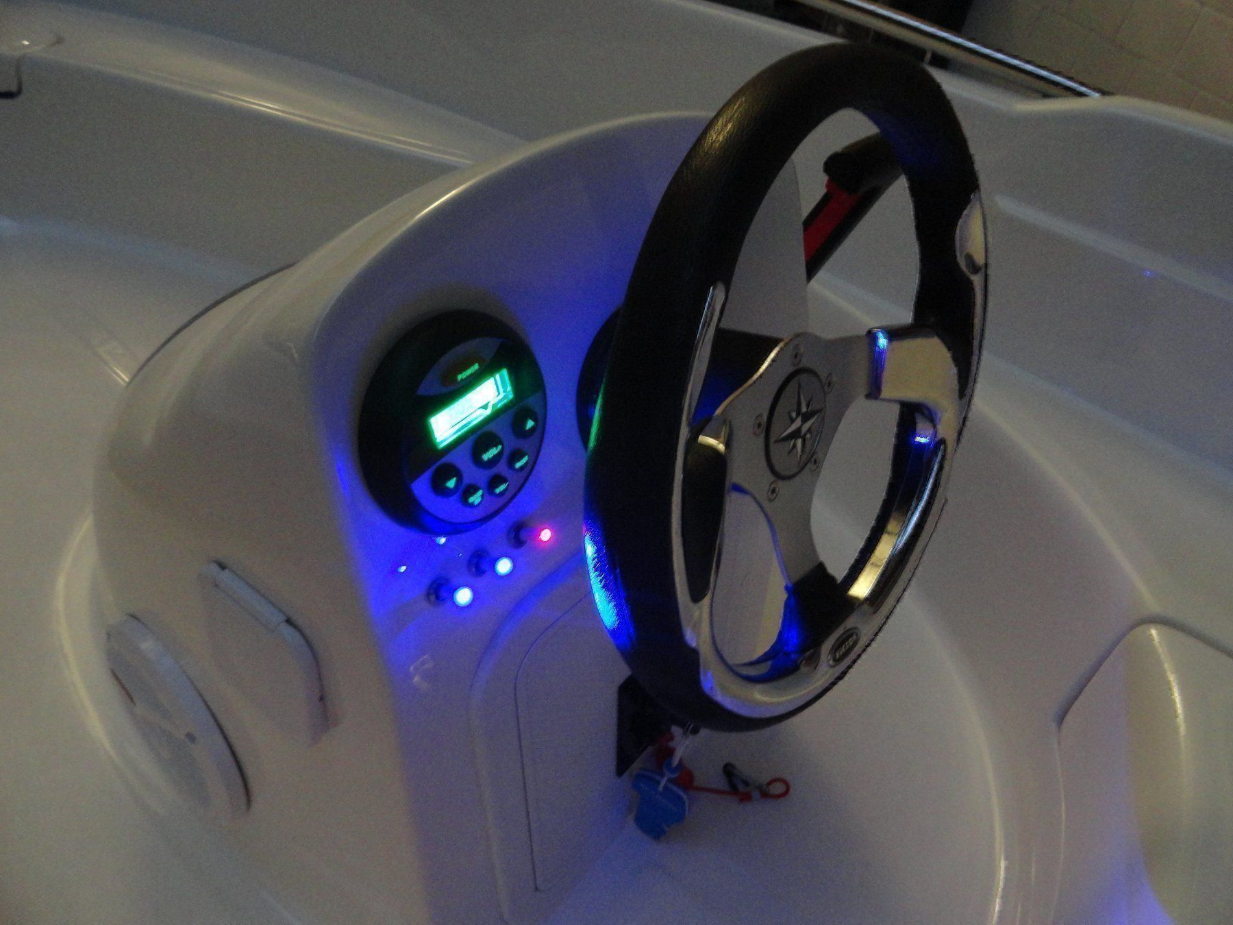 Crescent Barche: Motorboot 20PS.plus Trailer zu verkaufen. – Usato da Hallwil venduto da Dracco 5