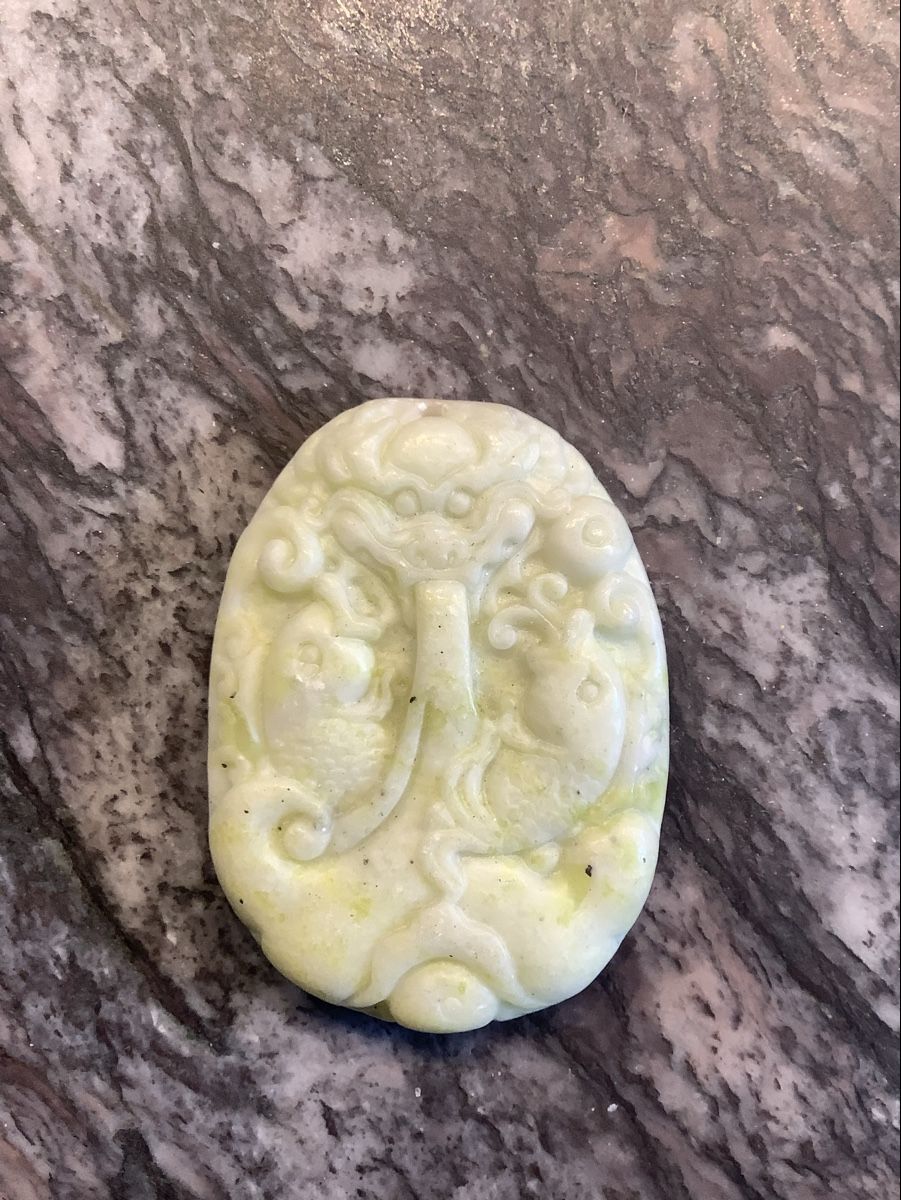 Ciondoli: Altes Jade Amulett – Usato da Zürich venduto da Albatros57