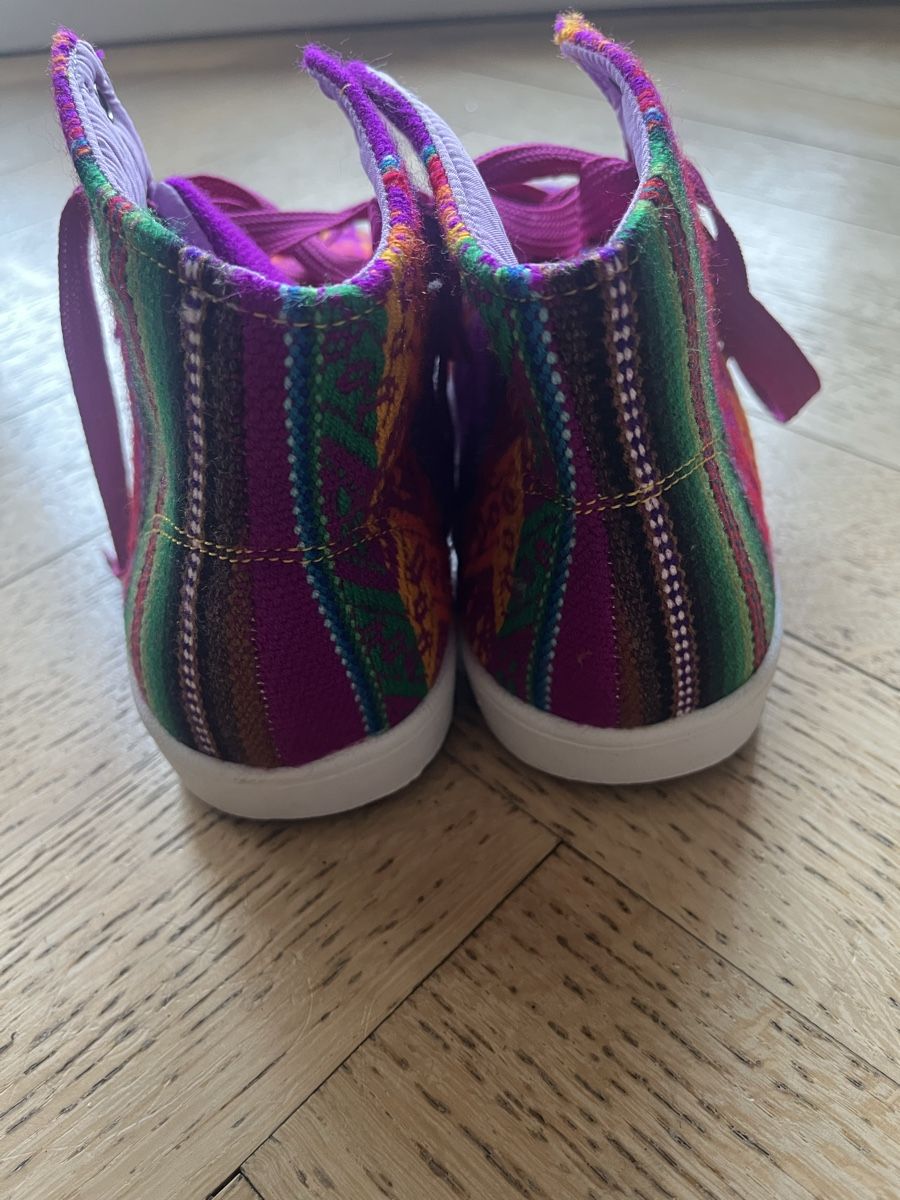 Scarpe da donna: High-Top Sneaker Damen Grösse 39 Muster Neu – Nuovo (secondo la descrizione) da Olten venduto da sae_82z2 4