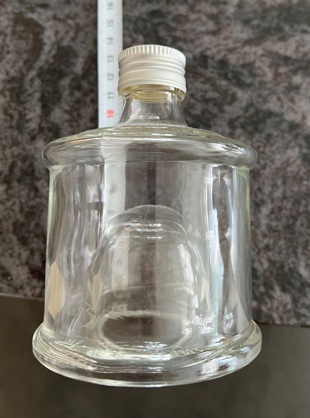 Altro: Glasflasche stapelbar – Nuovo e nell'imballaggio originale da Münchenbuchsee venduto da dani1113 5