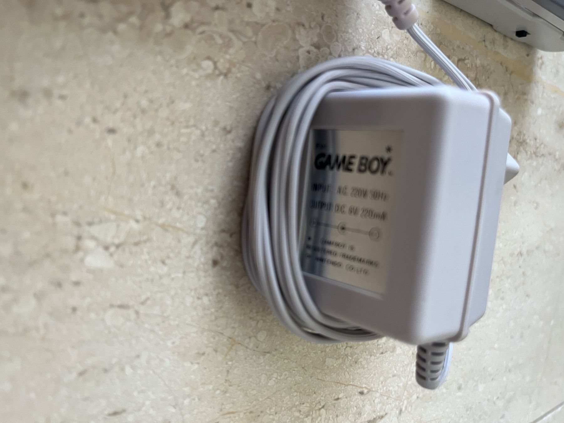 Nintendo Konsolen: Game Boy inkl Luppe – Gebraucht aus Wangen b. Olten von ricochet56 1