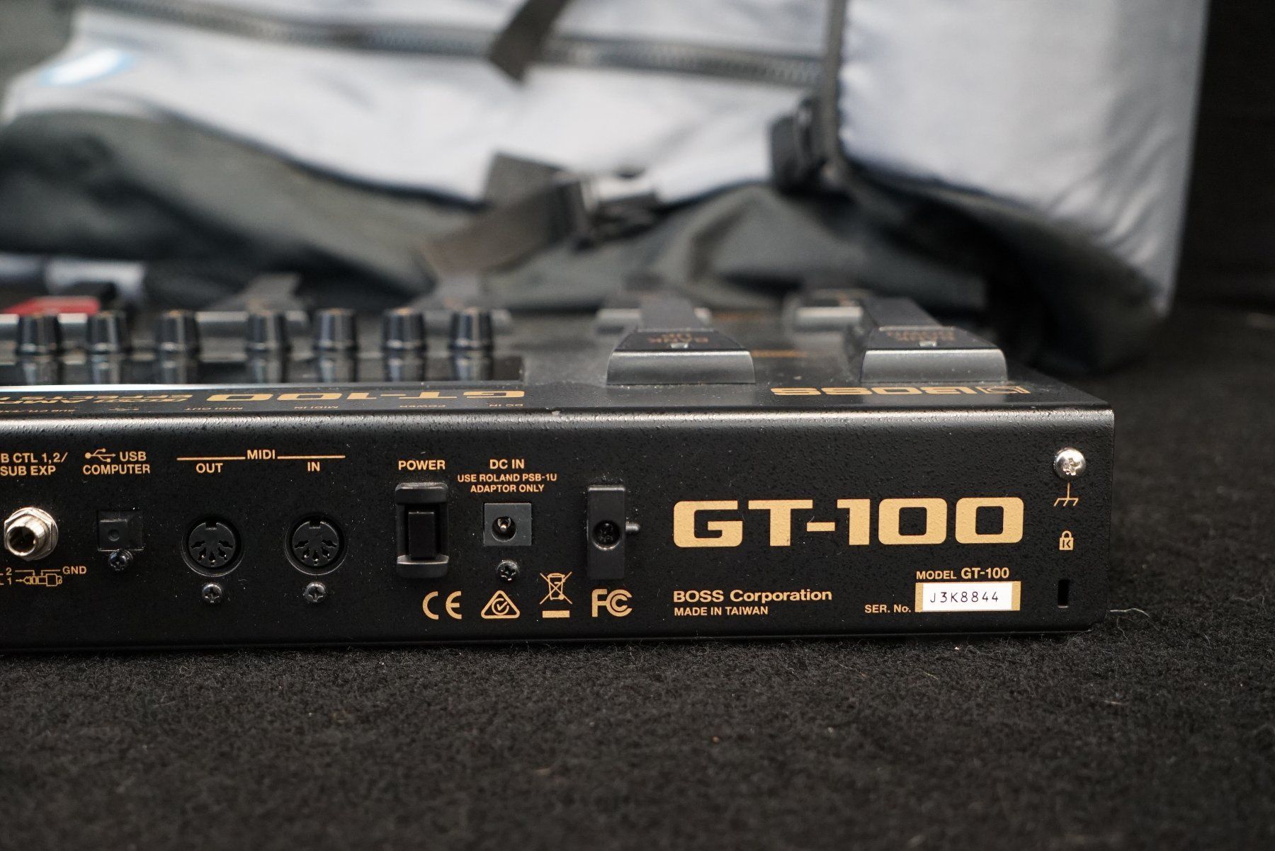 Roland Strumenti musicali: Boss GT-100 Amp Effects Proc. V.2 Multieffekt und Amp-Modeli – Usato da Ortschwaben venduto da Musictrade 6