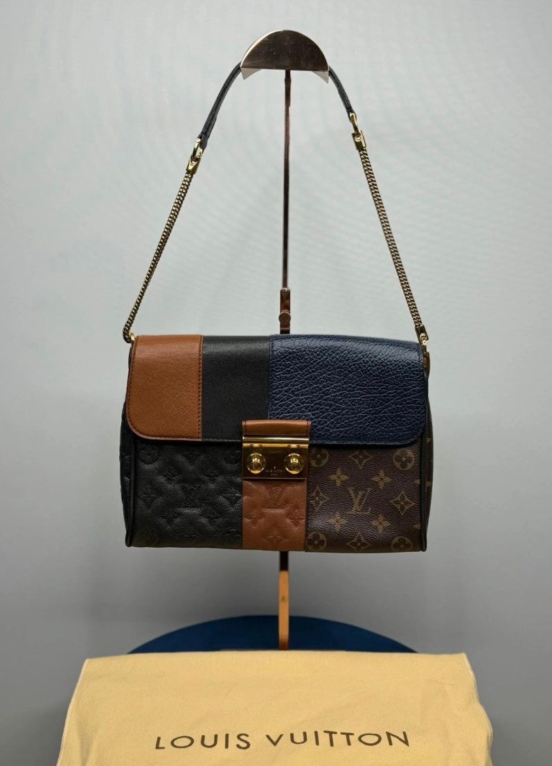 Louis Vuitton Borse: MUST WANTED - LOUIS VUITTON Tasche Blocks Pochette – Nuovo (secondo la descrizione) da Winkel venduto da ferrari2022