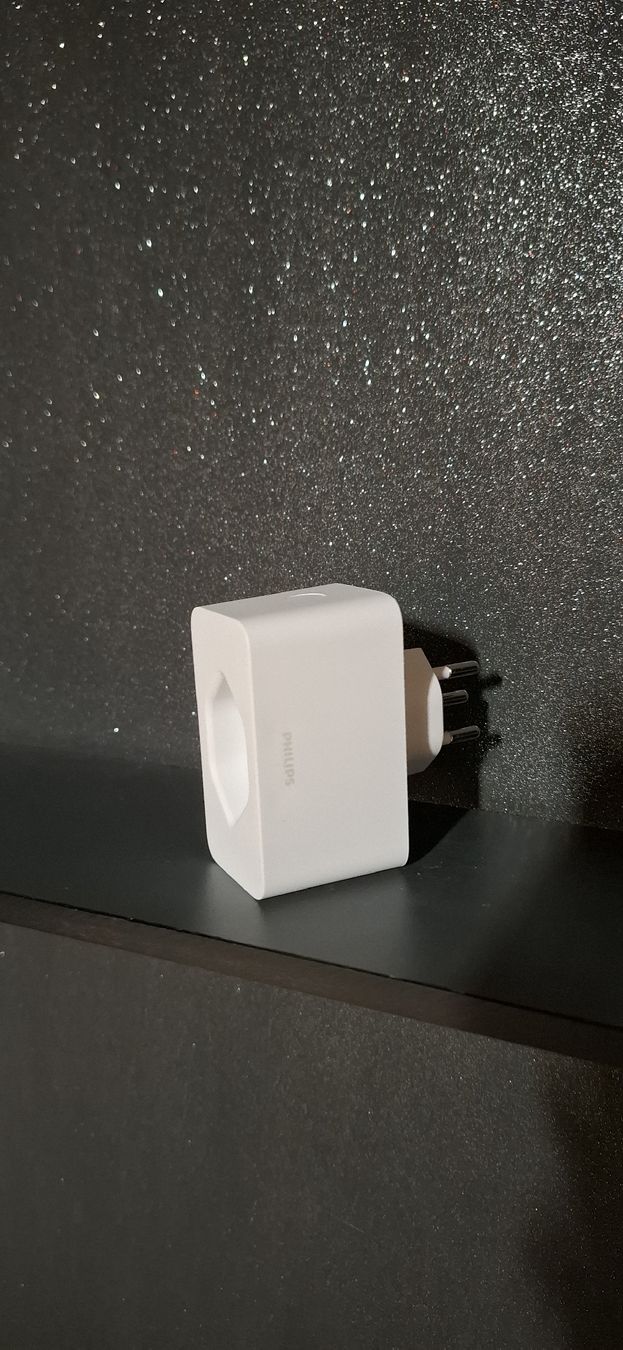 Interruttori: Philips Hue Smart Plug – Usato da Guntershausen venduto da Jtattoo