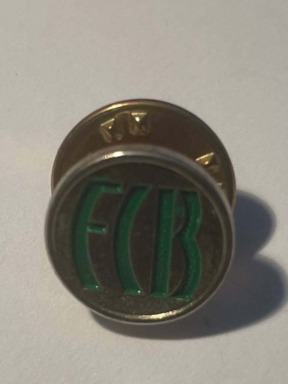 Placchette & Badge: 78. Pin - FC Brütisellen – Usato da Luzern venduto da Irek