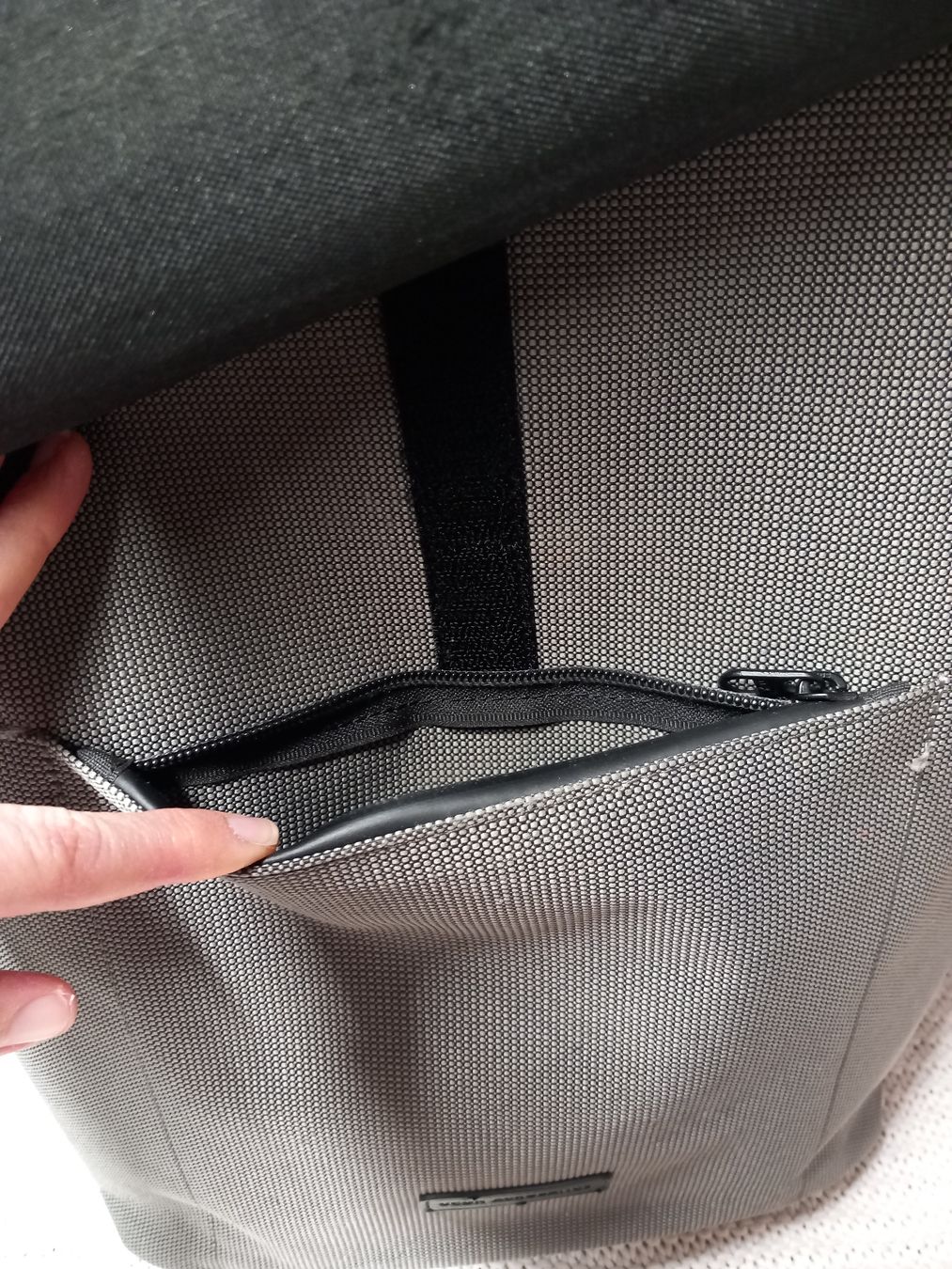 Rucksäcke: Ucon Acrobatics Jannik Medium Phantom Rucksack, top! – Gebraucht aus Gwatt (Thun) von umwelt-brocki 4