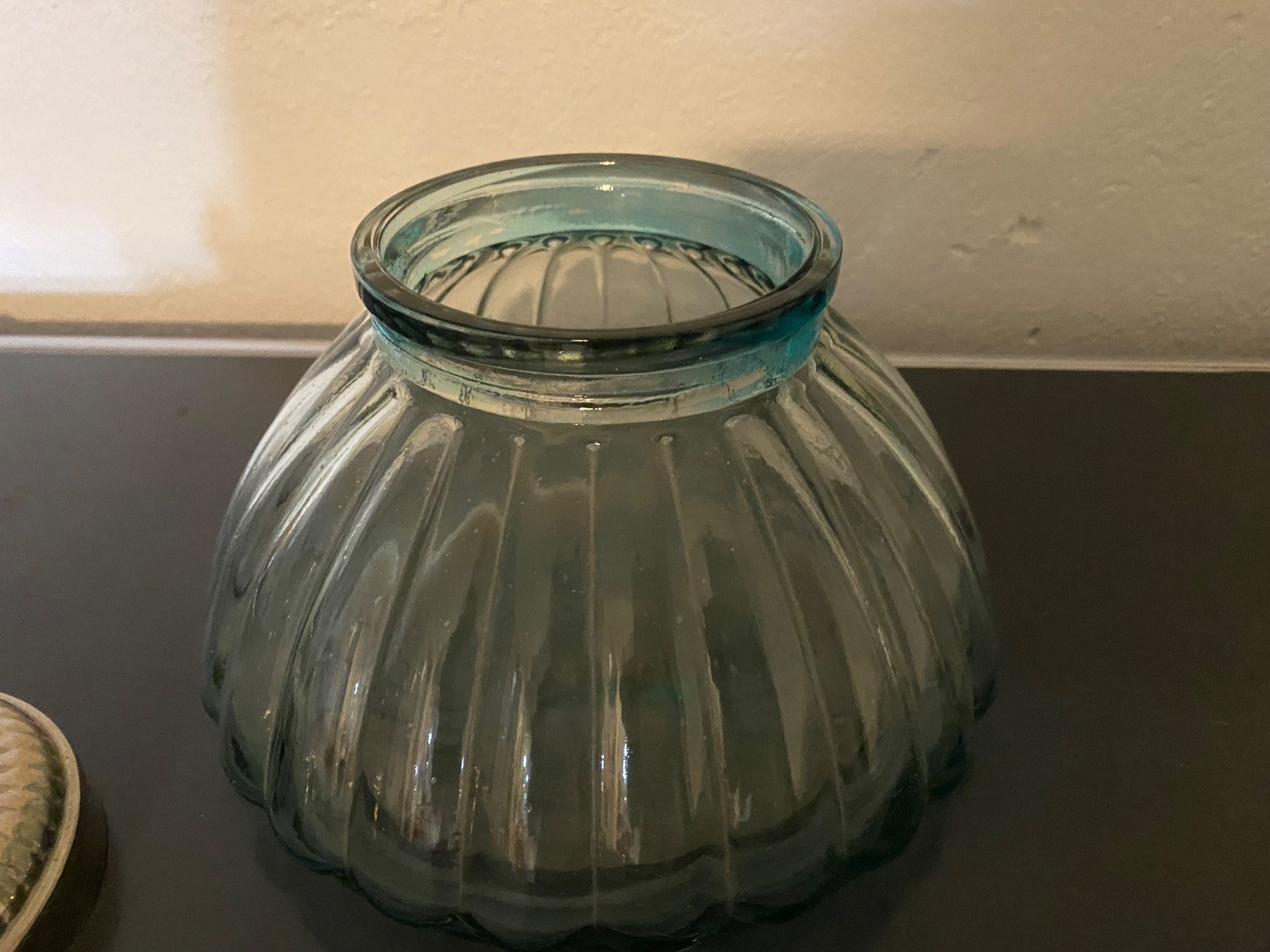Gläser: Glasdose mit Metalldeckel blau gerippt – Gebraucht aus Wiedlisbach von jupi08 1