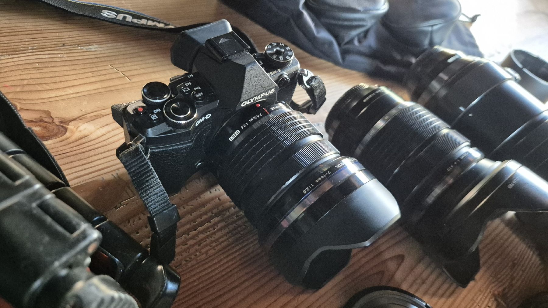 Olympus Appareil photo: Olympus OM-D E-M5 Mak II mit Vollausstattung – D'occasion à Uetendorf par mida04 3