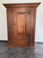 Antiker Schrank