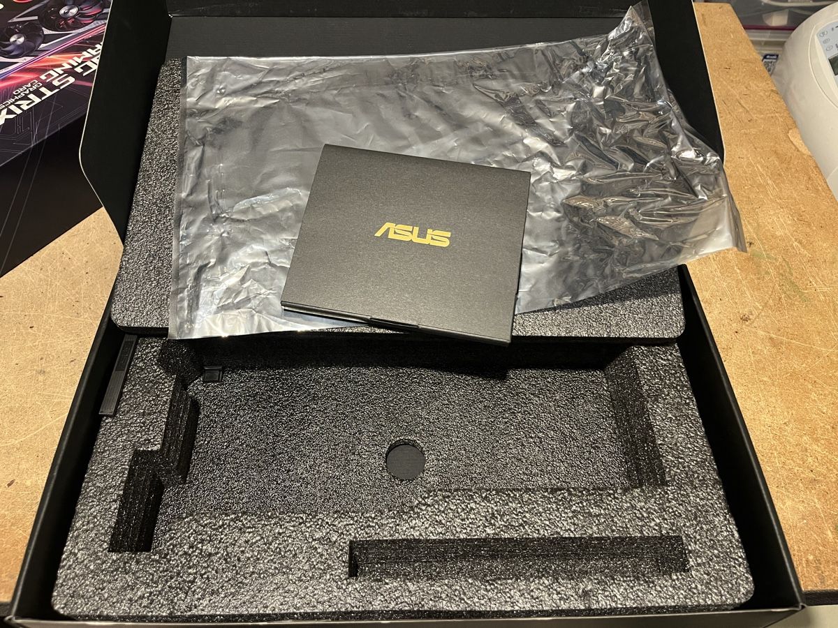 Asus Cartes graphiques: Asus Rog Geforce RTX 3060 Gaming OC – Neuf (Voir description) à Tecknau par therealdodoo 4