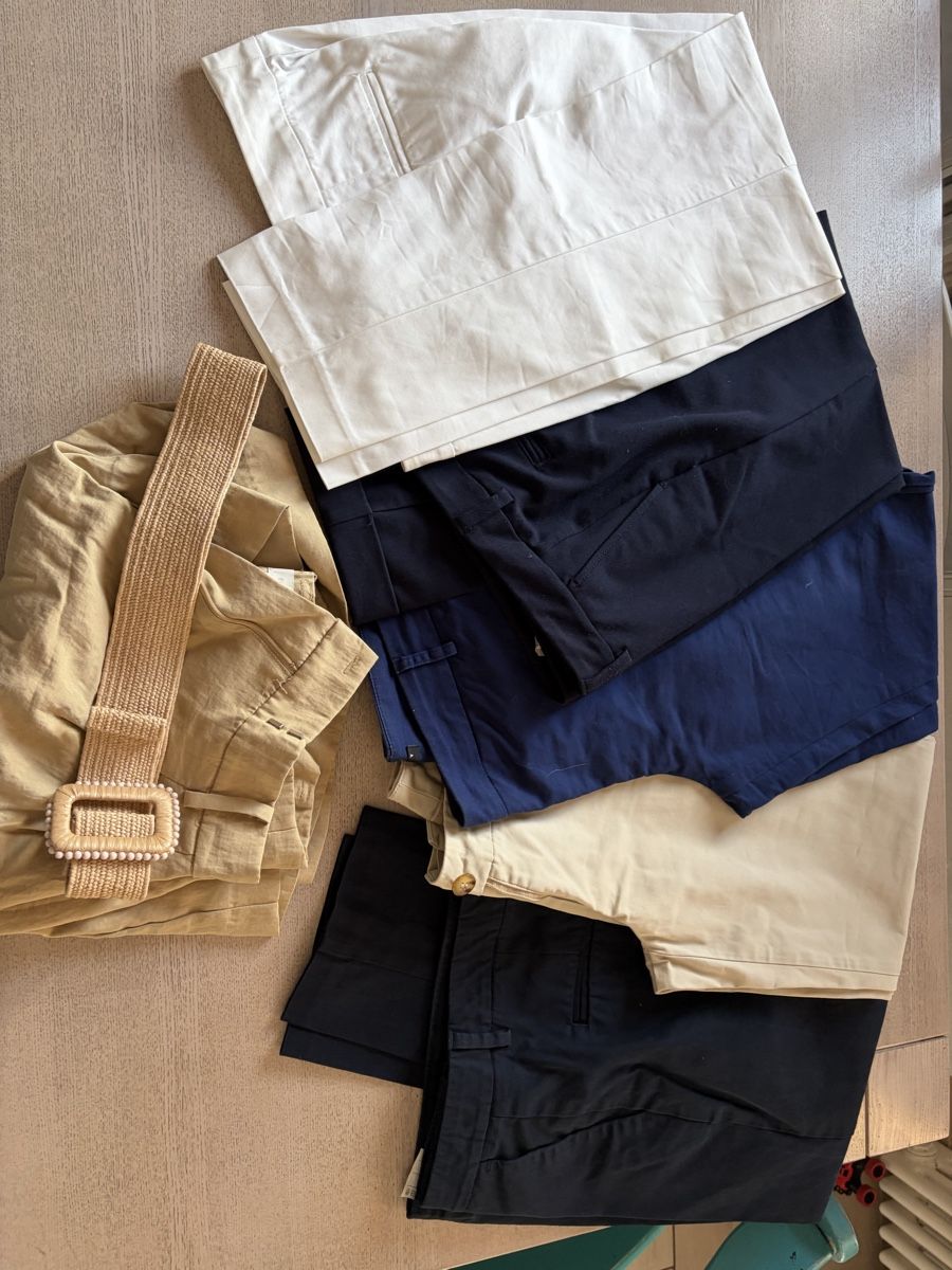 Lotti di vestiti: 5 Langhose/ 1 kurze Hose – Usato da Minusio venduto da Chantiba