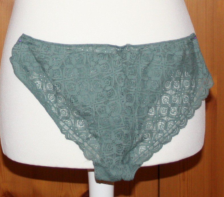 Altra biancheria intima: Hose grün Gr. L (33) – Usato da Flüelen venduto da Diversicum-Textil 1